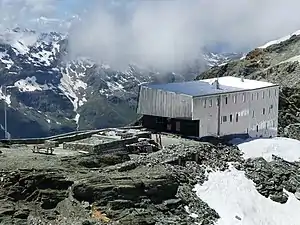 Cabane de Tracuit