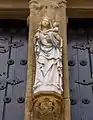 Muttergottesstatue im Trumeaupfeiler des Nordportals