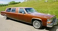 Cadillac Fleetwood Brougham (1983)