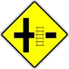 Bahnübergang auf der rechten Straße