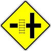 Bahnübergang auf der linken Straße