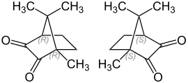 Strukturformeln beider Enantiomerer von Campherchinon
