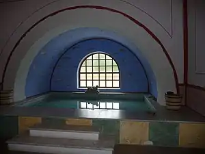 Wasserbecken im Frigidarium