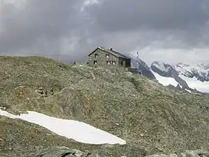 Cavardirashütte von Westen