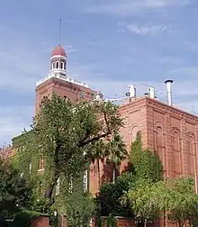 Industrieanlagen von Monterrey: Gießerei, Brauerei und Glashütten