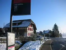 Bushaltestelle Chäs und Brot