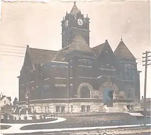 Ehemaliges Cheboygan County Courthouse, gelistet im NRHP mit der Nr. 86001010