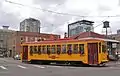 Triebwagen 409 mit Weihnachtsdekoration in Little Rock