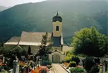 Die Kirche und der Friedhof