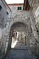 Das nördliche Zugangstor der Befestigungsanlage (Porta San Francesco).