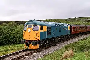 Museumslok 26 038 in blau-gelber Farbgebung der British Rail (Juni 2016)