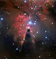 Panoramaaufnahme des Konusnebels zusammen mit einem Teil von NGC 2264, aufgenommen mithilfe des Schulman Telescope mit einer Apertur von 0,8 m