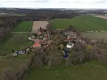 Corvin im April 2021 von Süden