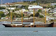 Das Wrack als Wellenbrecher 2018 in Punta Arenas
