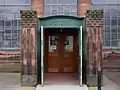 Eingang für die Schüler zur von Charles Rennie Mackintosh entworfenen Scotland Street School in Glasgow