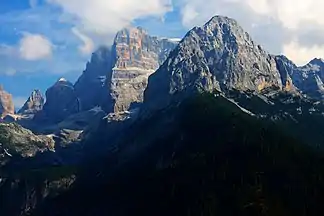 Crozzon di Brenta vom Val Brenta aus gesehen