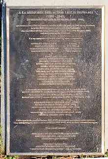 Erinnerungstafel am Cruceiro de Teixido