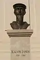 János-Kálvin-Büste (vor der Kirche)