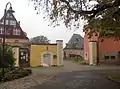 Einfahrt zum Gutshof