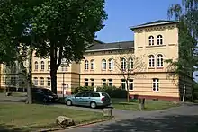 Haus 8