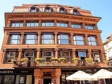 Haus zur Schwarzen Muttergottes in Prag