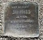 Stolperstein an der Ecke Mühlensteigle/Zum Eichberg und Gedenkstein auf dem Alten Friedhof für Jan Kobus