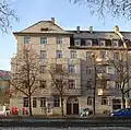historisierender Eckbau vom Anfang des 20. Jahrhunderts am Leonrodplatz (Dachauer Straße 185)