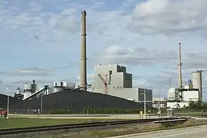 Kernkraftwerk La Crosse (rechts im Bild)