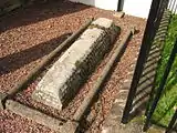 Hogback (Dalserf Parish Church); 1897 gefunden