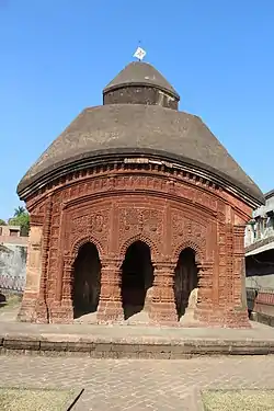 Tempel bei Suri