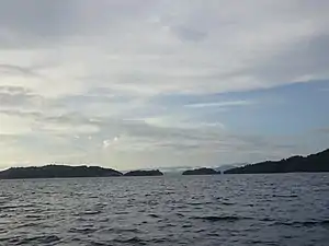 Die Dampierstraße, etwa 40 km von Sorong