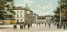 Historische Ansicht der alten Bahnhöfe am Steubenplatz, früher Kasernenstraße (vor 1897)