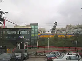Der Bahnhof mit einem Intercity-Zug (2005)