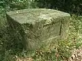 Teil des Denkmals für Philander und Narcissa im Seifersdorfer Schlossgarten