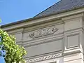Jahreszahl 1875 am Hauptgebäude