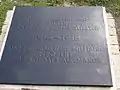 Tafel im Boden des Eingangsbereichs