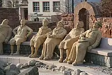 Die Seeheimer, Skulptur am Schulpädche in Seeheim