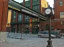 Straße im Distillery District