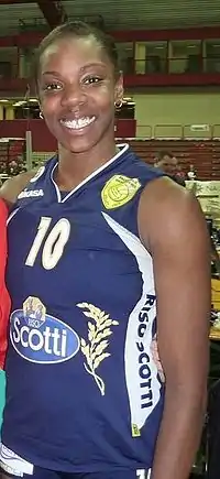 Dominique Lamb
