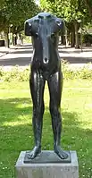 Staand meisje