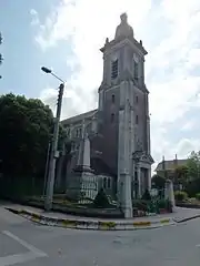 Kirche Saint-Denis aus dem 15. Jhdt., 1920 wieder aufgebaut