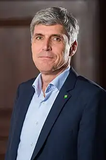 Dr. Frank Ewert