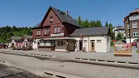 Bahnhofsgebäude