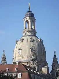 Steinerne Kuppel von der Münzgasse aus