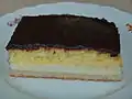 Dresdner Eierschecke mit Schokoladenüberzug