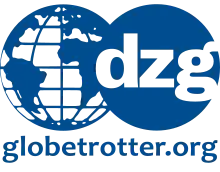 Zwei Kreise, im linken einen Weltkarte (stilisiert), rechts der Schriftzug dzg in Kleinbuchstaben
