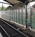 ETCS-Halt­tafel an ei­nem Zug­de­ckungs­sig­nal im Bah­nhof Er­furt Hbf