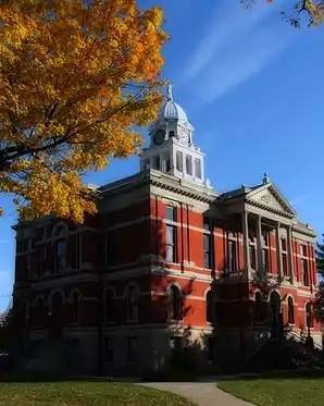 Das Eaton County Courthouse in Charlotte, gelistet im NRHP Nr. 71000389