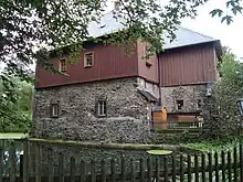Edelhof Alberoda (Neubau ab 1617) mit Wassergraben, Sachsen