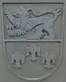 Das Wappen auf einem Brückengeländer